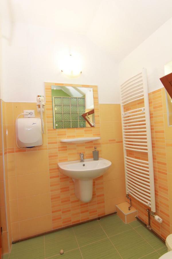 Raza Soarelui Apartment โซวาตา ภายนอก รูปภาพ
